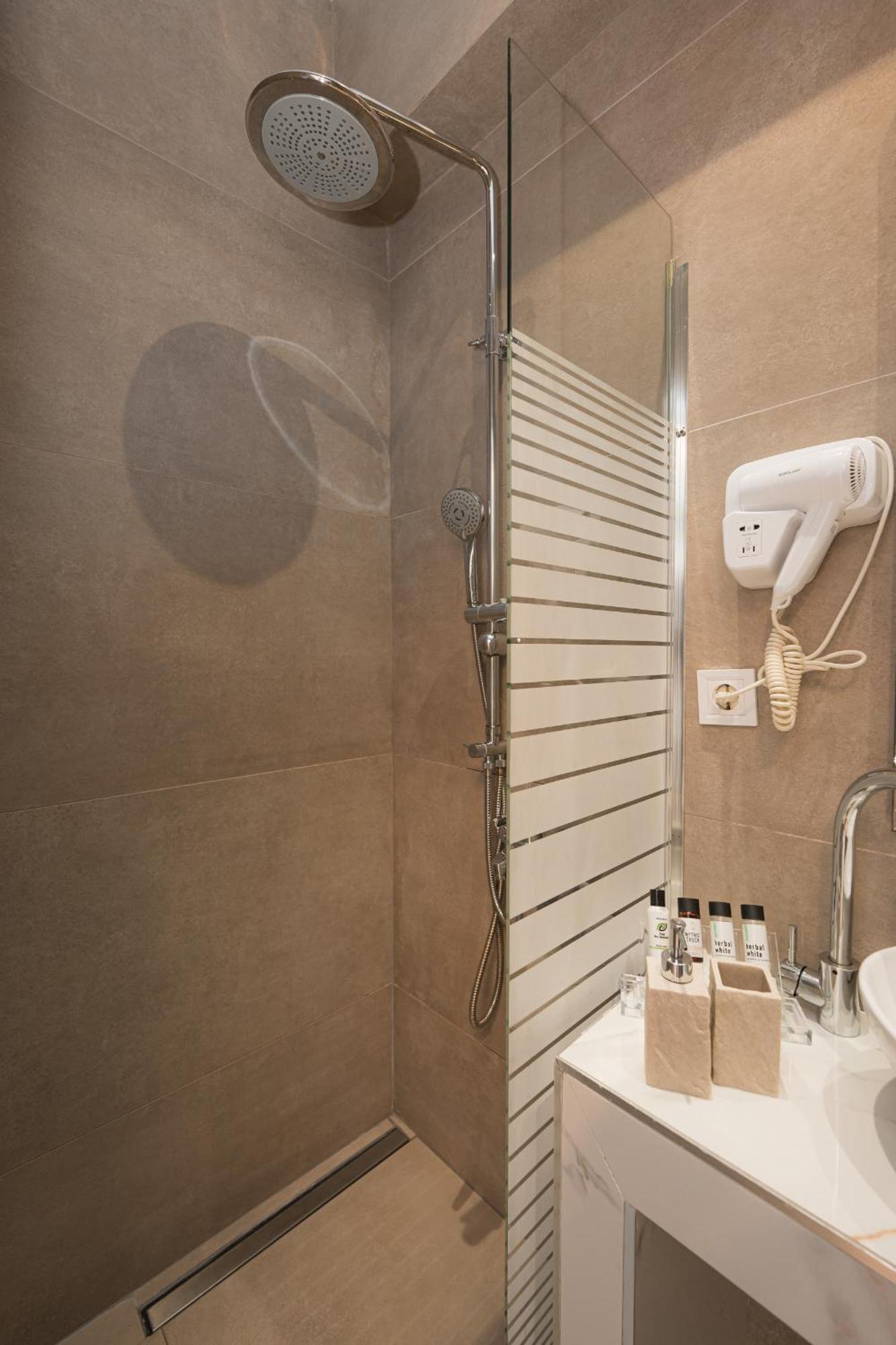 Centralviewsuites ネア・ムダニア エクステリア 写真