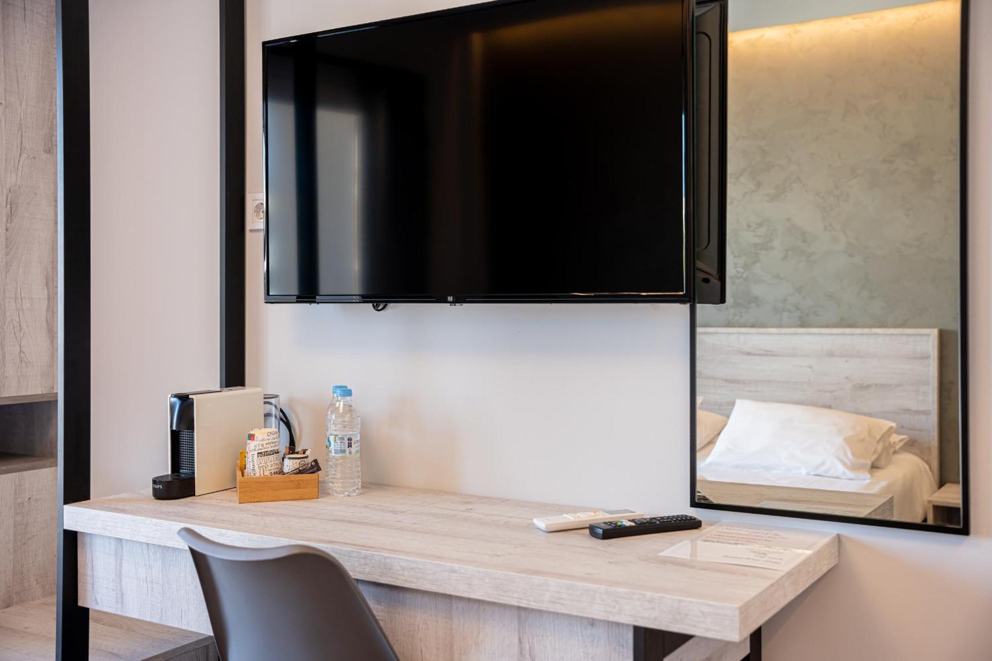 Centralviewsuites ネア・ムダニア エクステリア 写真